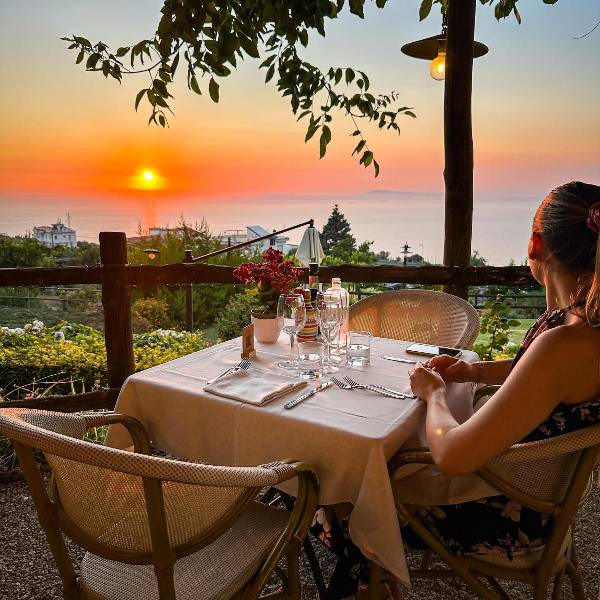 L'Antica Pigna Chateau Vico Equense Eksteriør bilde